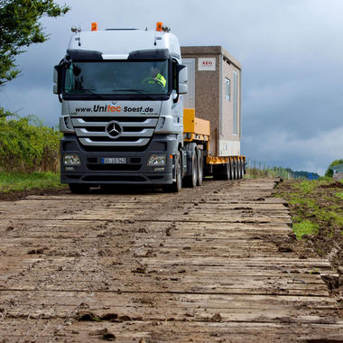 Trafostation für den Solarpark Meschede