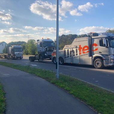 Abschleppen unseres eigenen LKW nach Kupplungsschaden